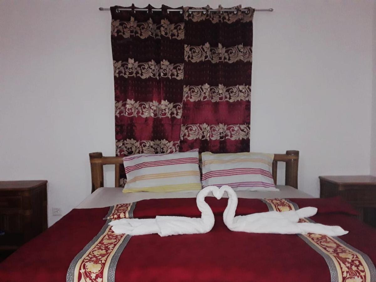 Tauig Beach Resort Моалбоал Экстерьер фото