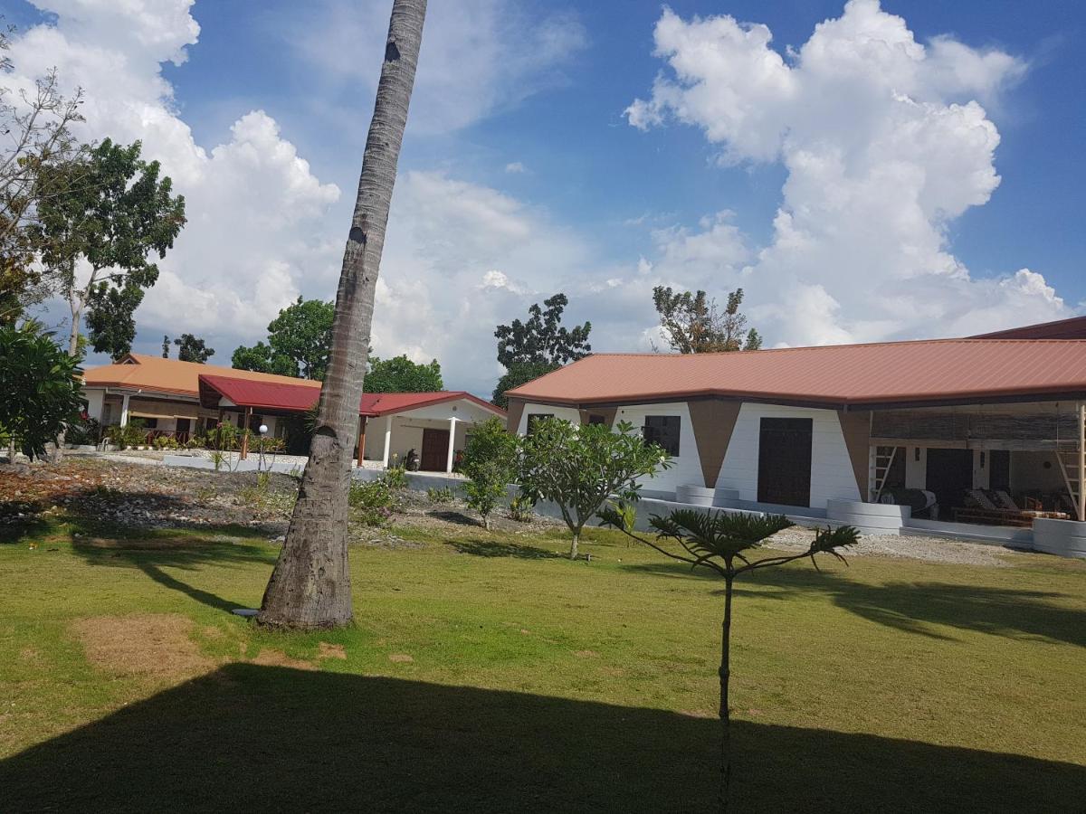 Tauig Beach Resort Моалбоал Экстерьер фото