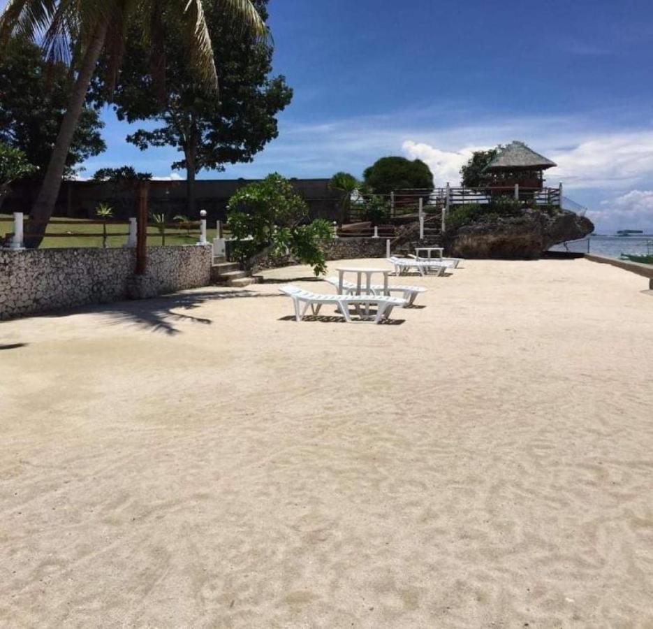 Tauig Beach Resort Моалбоал Экстерьер фото