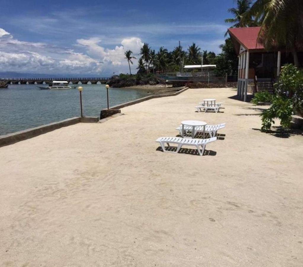 Tauig Beach Resort Моалбоал Экстерьер фото